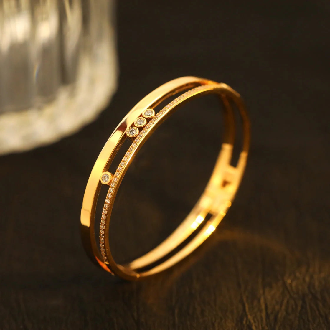 [Zalyn Jewelry]Move Romane Diamond Bangle Bracelet