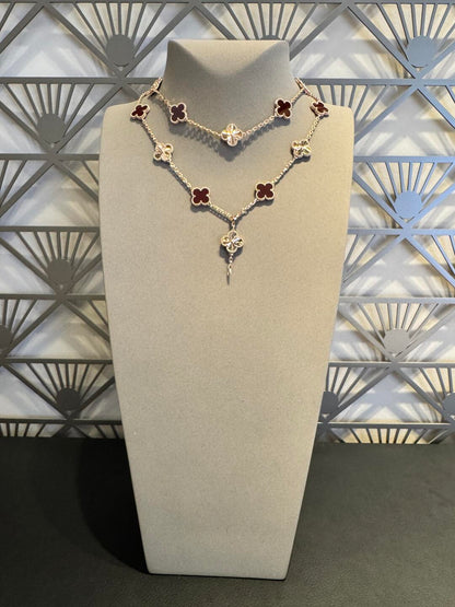 [Zalyn Jewelry ]CLOVER 20 MOTIFS LASER CARNELIAN NECKLACE
