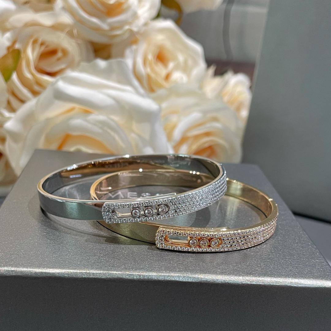 [Zalyn]MOVE NOA PAVÉ DIAMOND BANGLE BRACELET