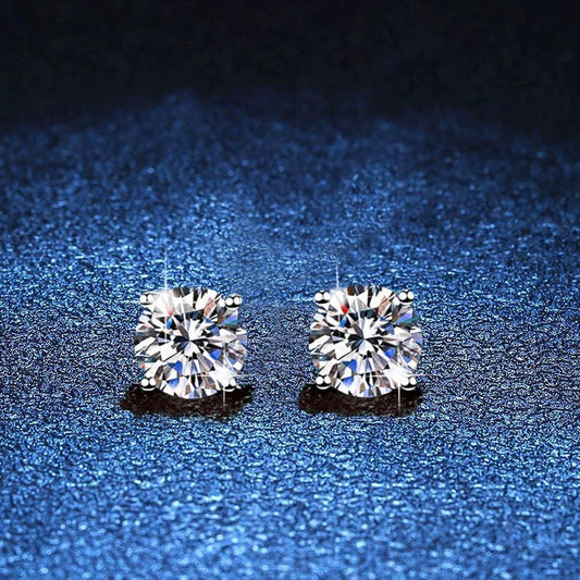 [Zalyn]FOUR-PRONG MOISSANITE EARRINGS