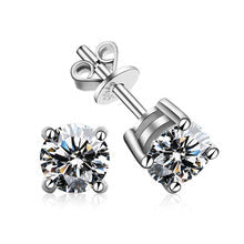 [Zalyn]FOUR-PRONG MOISSANITE EARRINGS