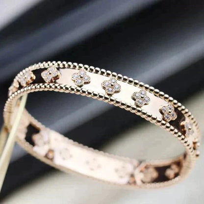 [Zalyn Jewelry ]CLOVER BRACELET 8MM DIAMONDS