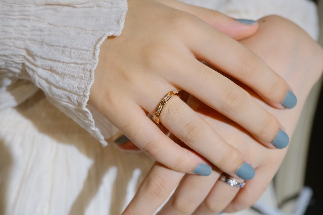 [Zalyn Jewelry ]LOVE RING 2.65MM DIAMOND