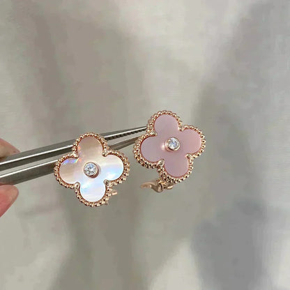 [Zalyn Jewelry ]CLOVER MEDIUM 1 MOTIFS  PINK MOP DIAMOND EARRINGS