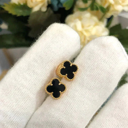 [Zalyn Jewelry ]CLOVER MINI 9.5MM BLACK MOP EARRINGS