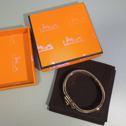 [Zalyn]H ROUGE BRACELET