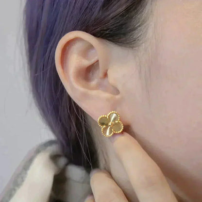 [Zalyn Jewelry ]CLOVER MEDIUM 1 MOTIFS LASER EARRINGS