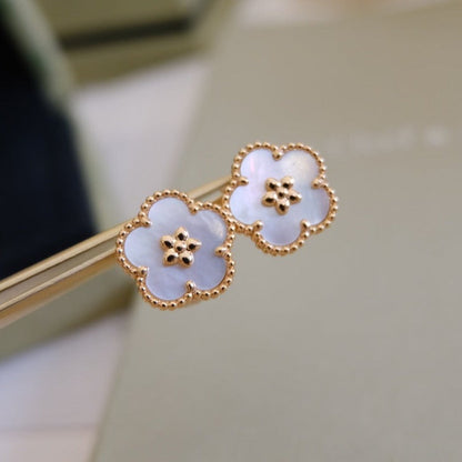 [Zalyn Jewelry ]LUCKY PINK GOLD WHITE MOP EARRINGS