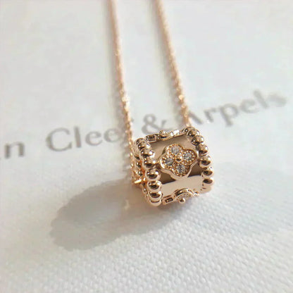 [Zalyn]KALEIDOSCOPE PENDANT NECKLACE