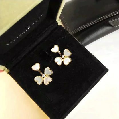 [Zalyn Jewelry ]CLOVER SWEET WHITE MOP EARRINGS