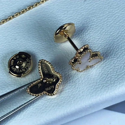 [Zalyn Jewelry ]SWEET BUTTERFLY MOP EARSTUDS