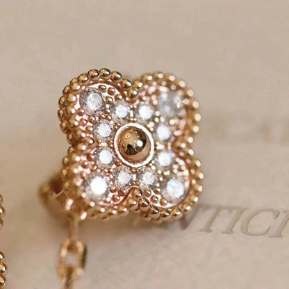 [Zalyn Jewelry ]CLOVER MEDIUM 1 MOTIFS FUll DIAMOND EARRINGS