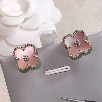 [Zalyn Jewelry ]CLOVER MEDIUM 1 MOTIFS  PINK MOP DIAMOND EARRINGS