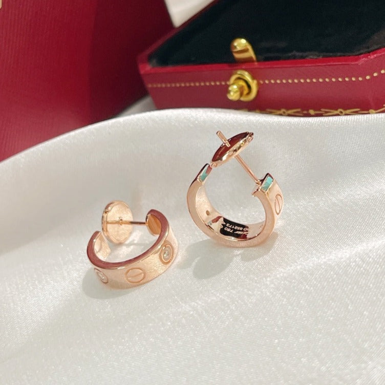 [Zalyn Jewelry ]LOVE EARRINGS 5.7MM 2 DIAMONDS