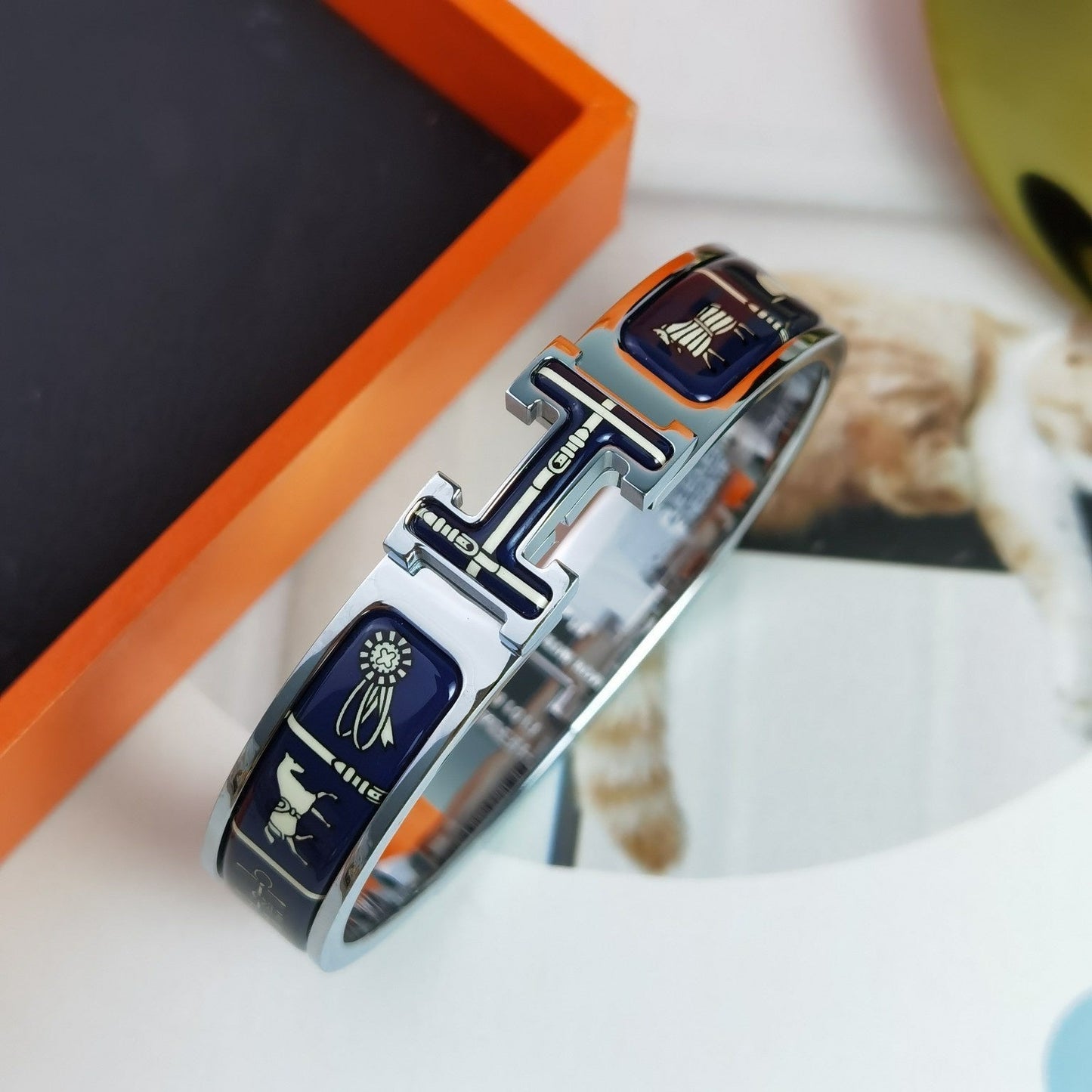 [Zalyn]H COUVERTURES DARK BLUE BRACELET