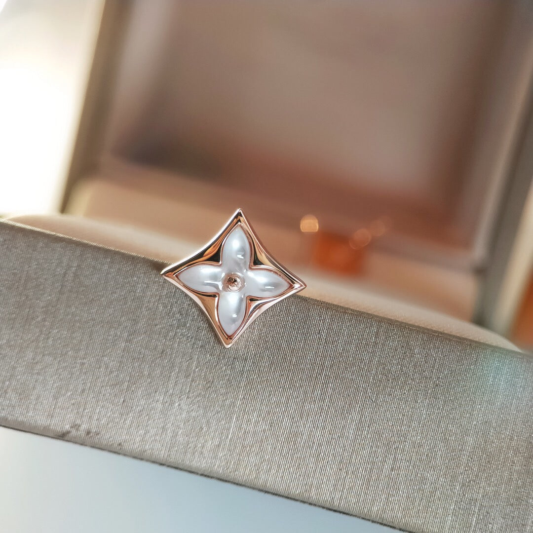 [Zalyn]STAR MOP ROSE GOLD EARRINGS