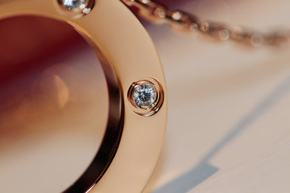 [Zalyn Jewelry ]LOVE NECKLACE 16MM 6 DIAMONDS PINK GOLD