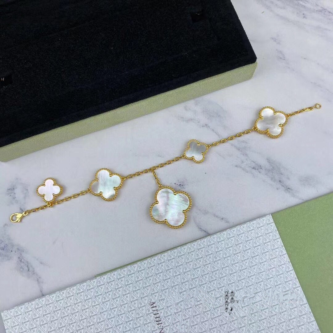 [Zalyn Jewelry ]MAGIC CLOVER MOP GOLD BRACELET 5 MOTIFS