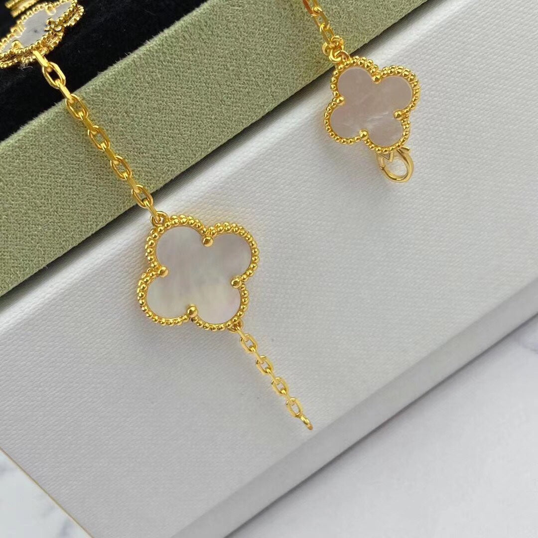 [Zalyn Jewelry ]MAGIC CLOVER MOP GOLD BRACELET 5 MOTIFS