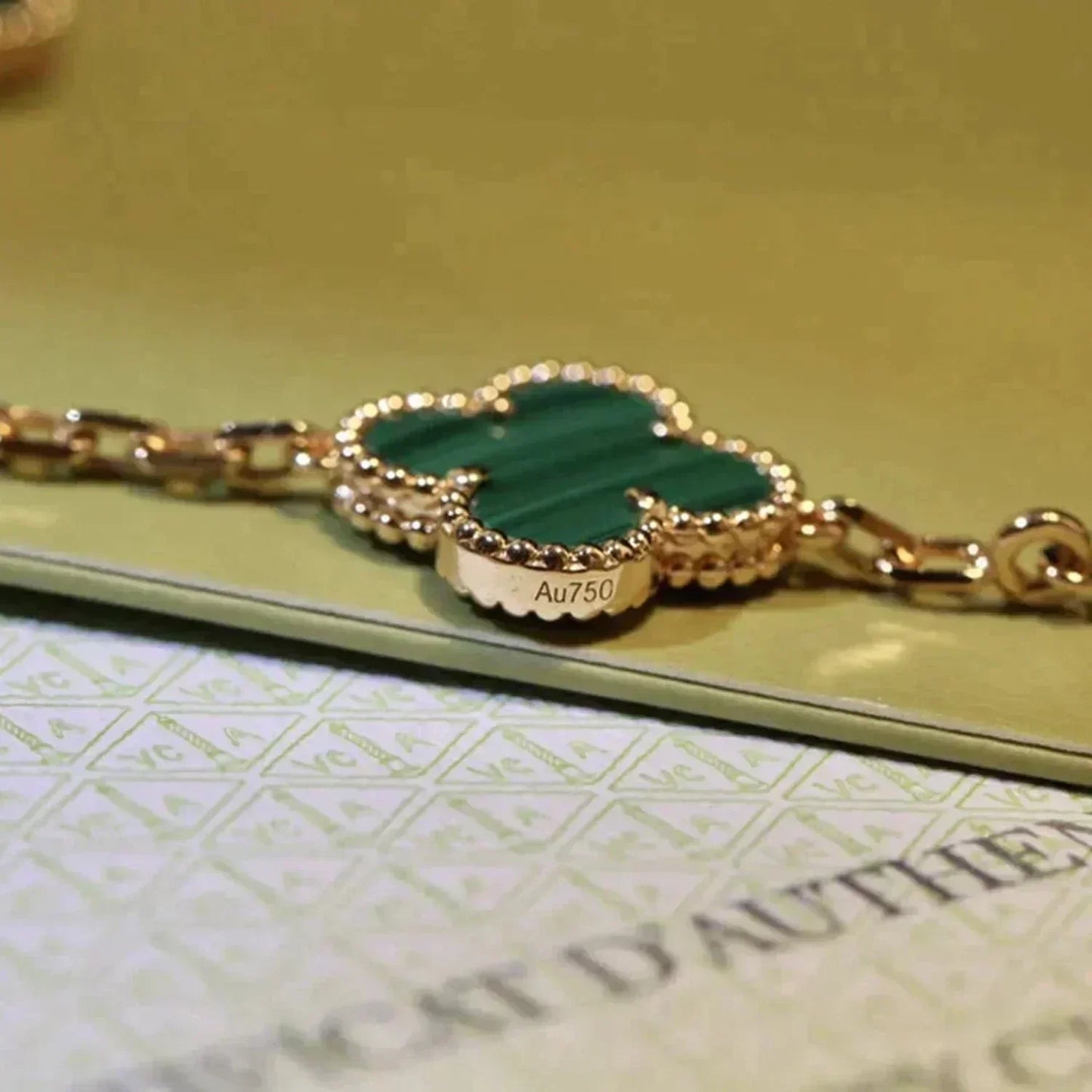 [Zalyn]LUCKY CLOVER 5-MOTIF BRACELET - MALACHITE COLLECTION