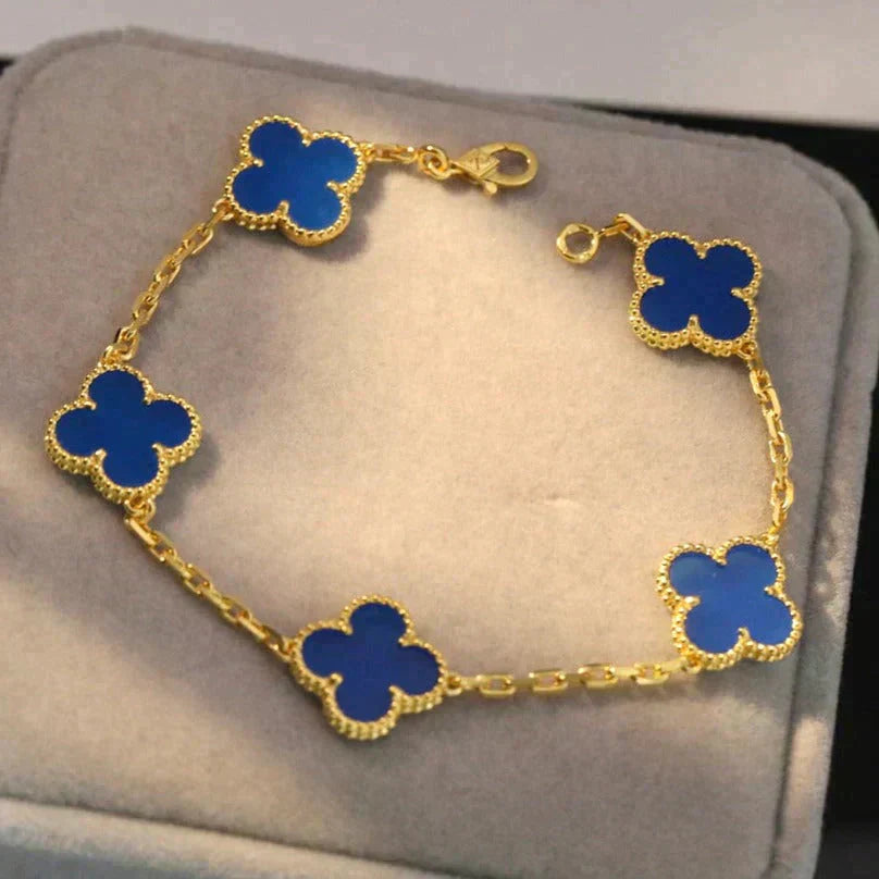 [Zalyn]LUCKY CLOVER 5-MOTIF BRACELET - BLUE AGATE COLLECTION