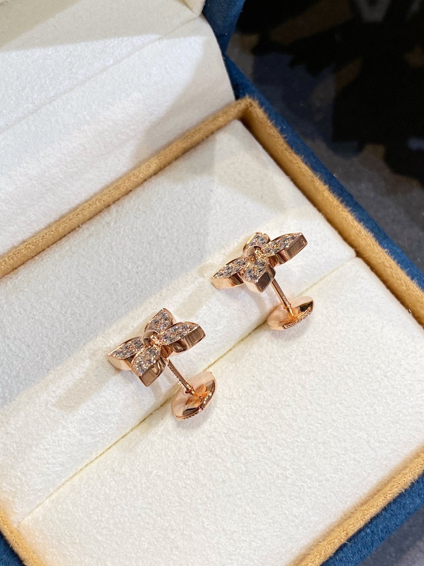 [Zalyn]STAR DIAMOND EARRINGS