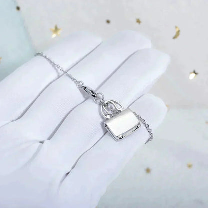 [Zalyn]AMULETTE PEDANT SILVER NECKLACE