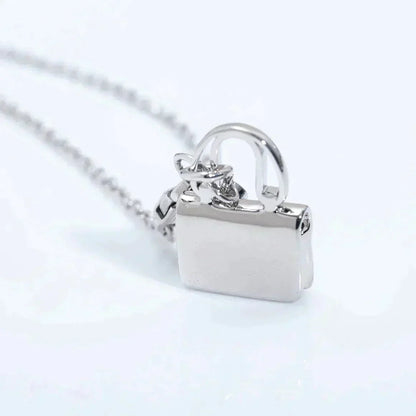 [Zalyn]AMULETTE PEDANT SILVER NECKLACE