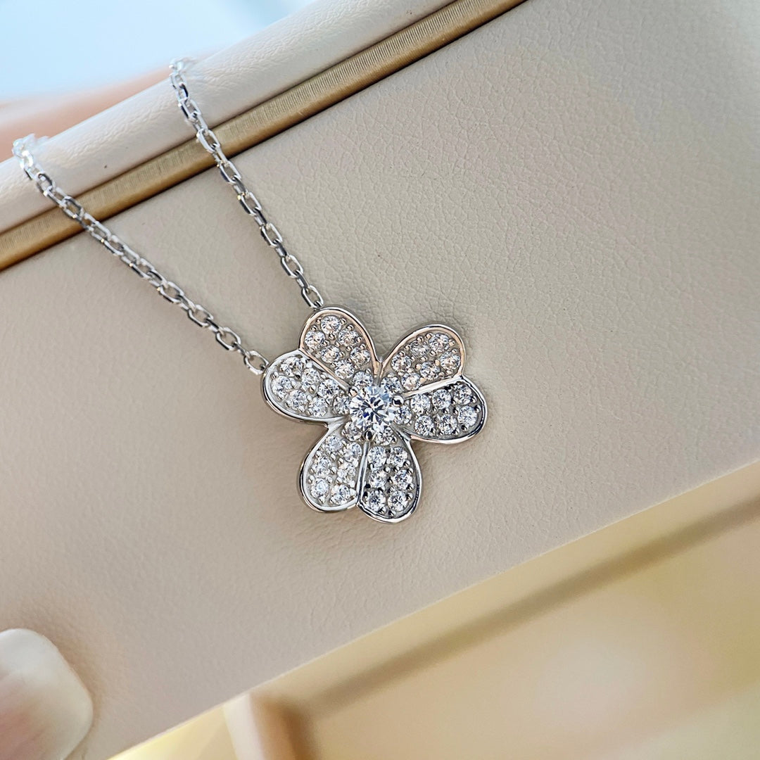 [Zalyn Jewelry ]CLOVER DIAMOND NECKLACE SILVER