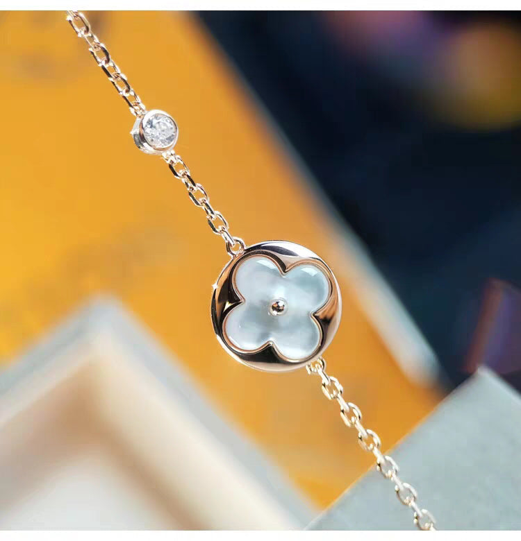 [Zalyn]SUN MOP GOLD 1 DIAMOND NECKLACE
