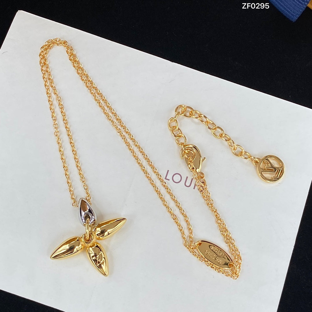 [Zalyn]LOUISETTE PEDANT GOLD NECKLACE