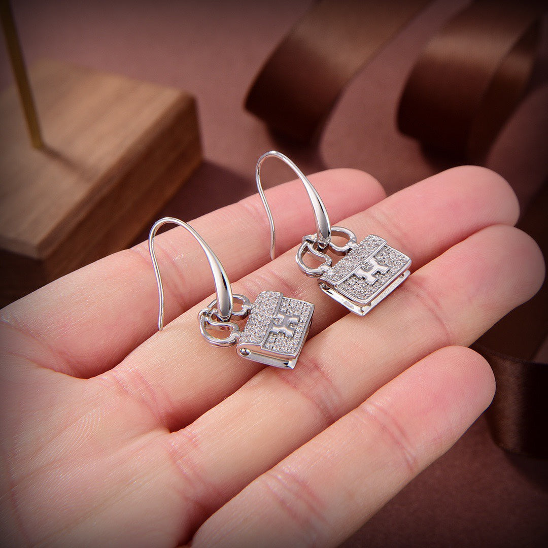 [Zalyn]KELLY DIAMOND EARRINGS