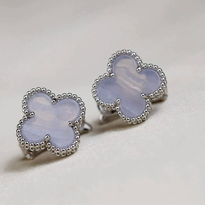 [Zalyn Jewelry ]CLOVER MEDIUM 1 MOTIFS  WHITE MOP EARRINGS SILVER