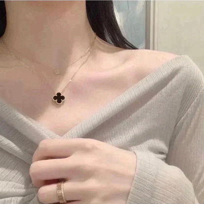 [Zalyn Jewelry ]CLOVER 15MM BLACK ONYX SINGLE FLOWER NECKLACE