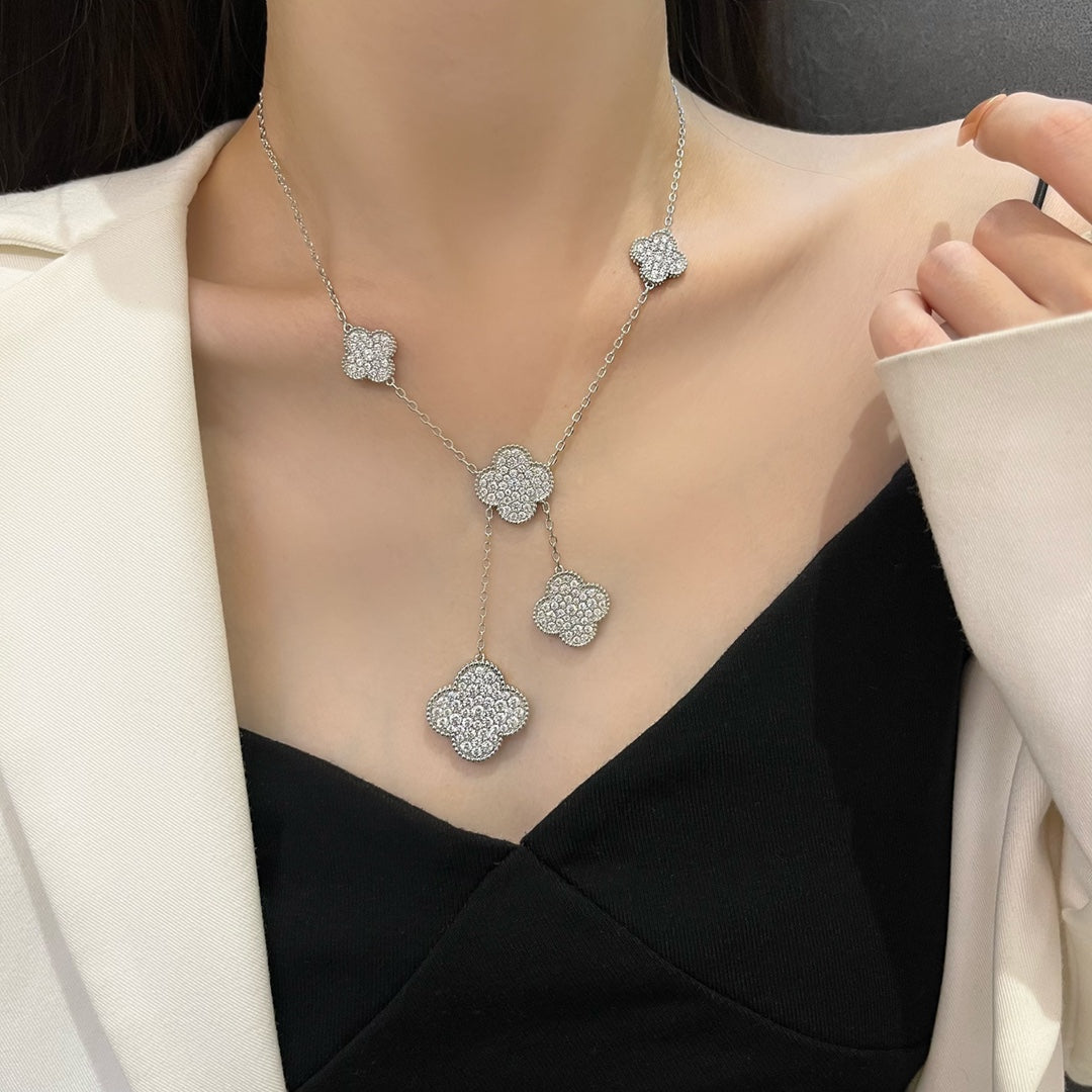 [Zalyn Jewelry ]CLOVER 5 MOTIFS SILVER DIAMONDS NECKLACE