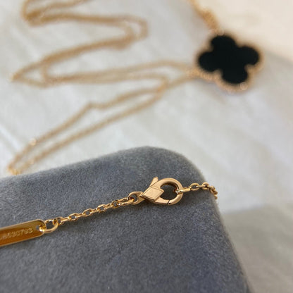 [Zalyn Jewelry ]CLOVER 25MM NECKLACE GOLD ONYX