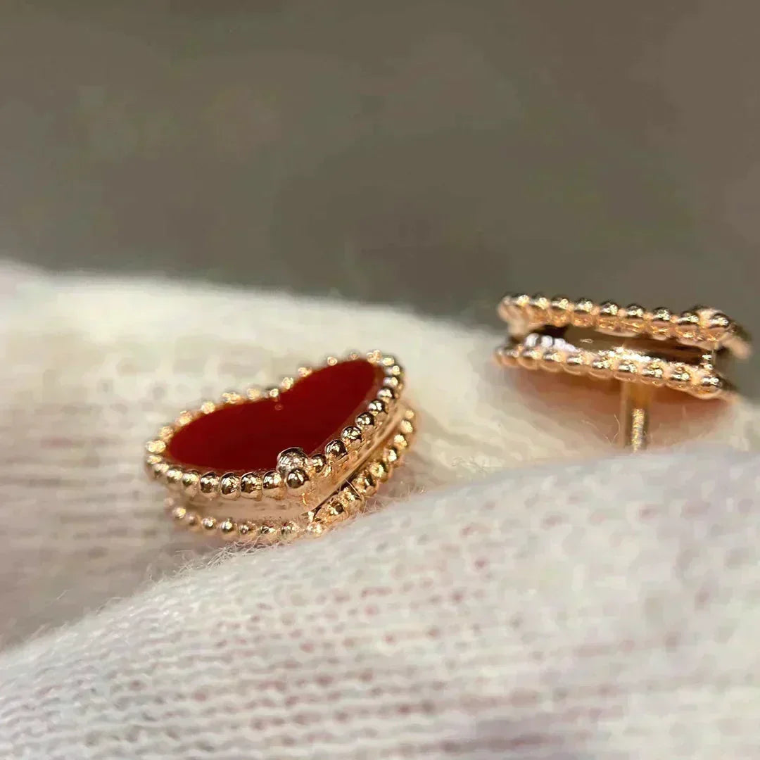 [Zalyn Jewelry ]HEART CARNELIAN STUD EARRINGS