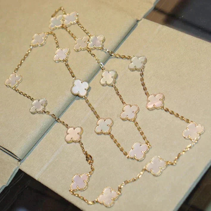 [Zalyn Jewelry ]CLOVER 20 MOTIFS WHITE MOP NECKLACE