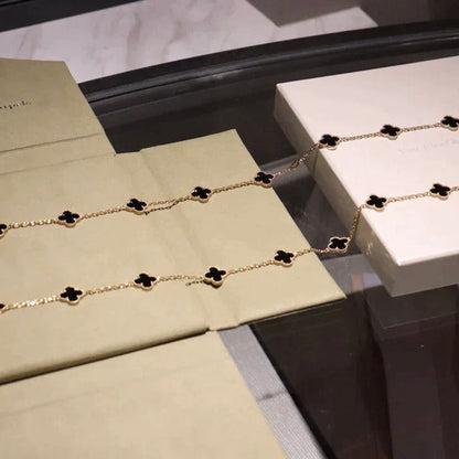 [Zalyn Jewelry ]CLOVER 20 MOTIFS ONYX NECKLACE