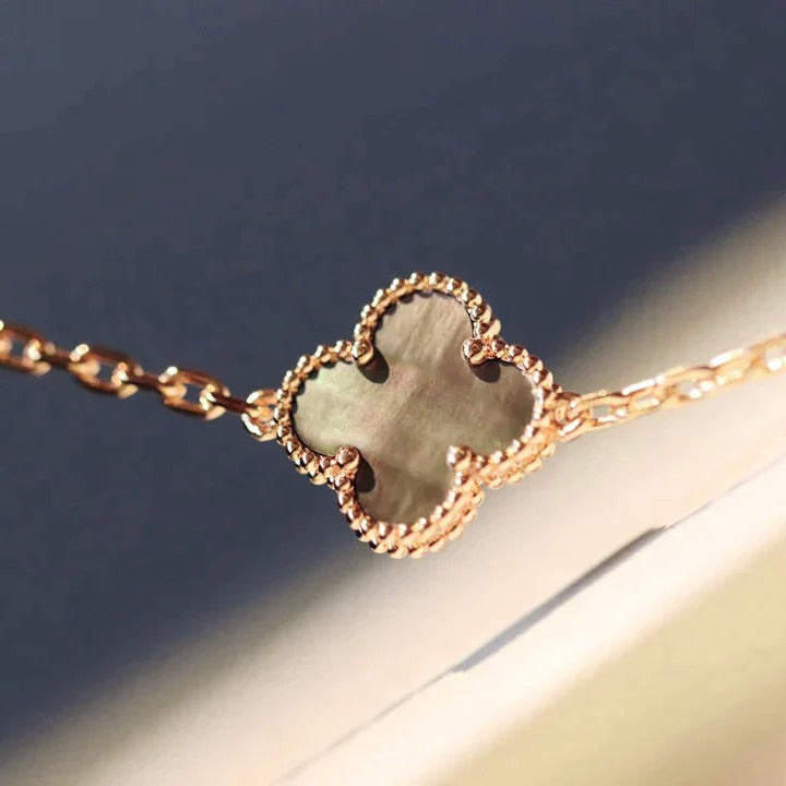 [Zalyn Jewelry ]CLOVER 20 MOTIFS DARK MOP DIAMOND  NECKLACE