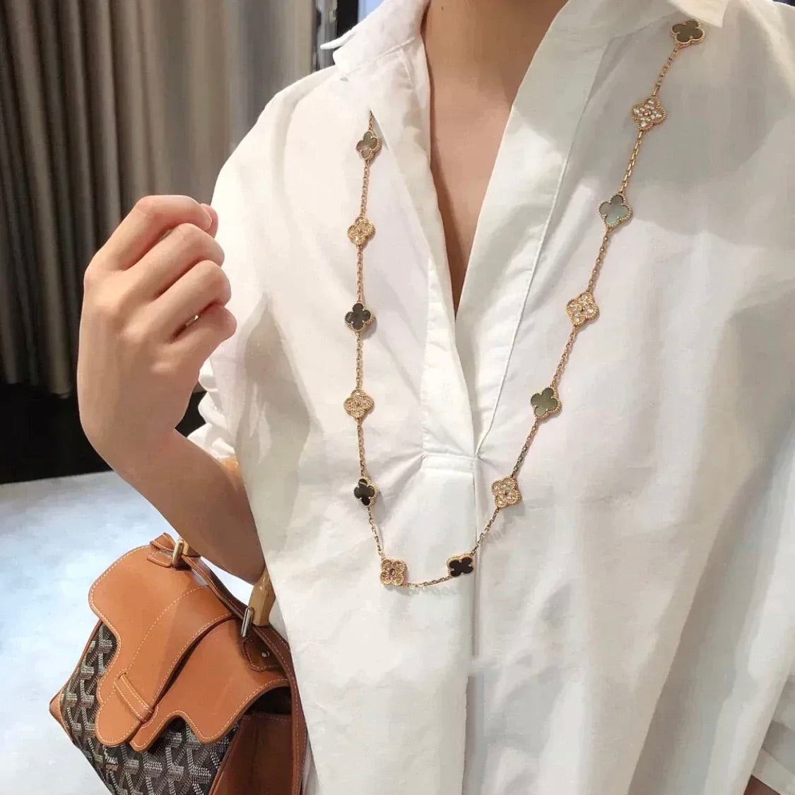 [Zalyn Jewelry ]CLOVER 20 MOTIFS DARK MOP DIAMOND  NECKLACE
