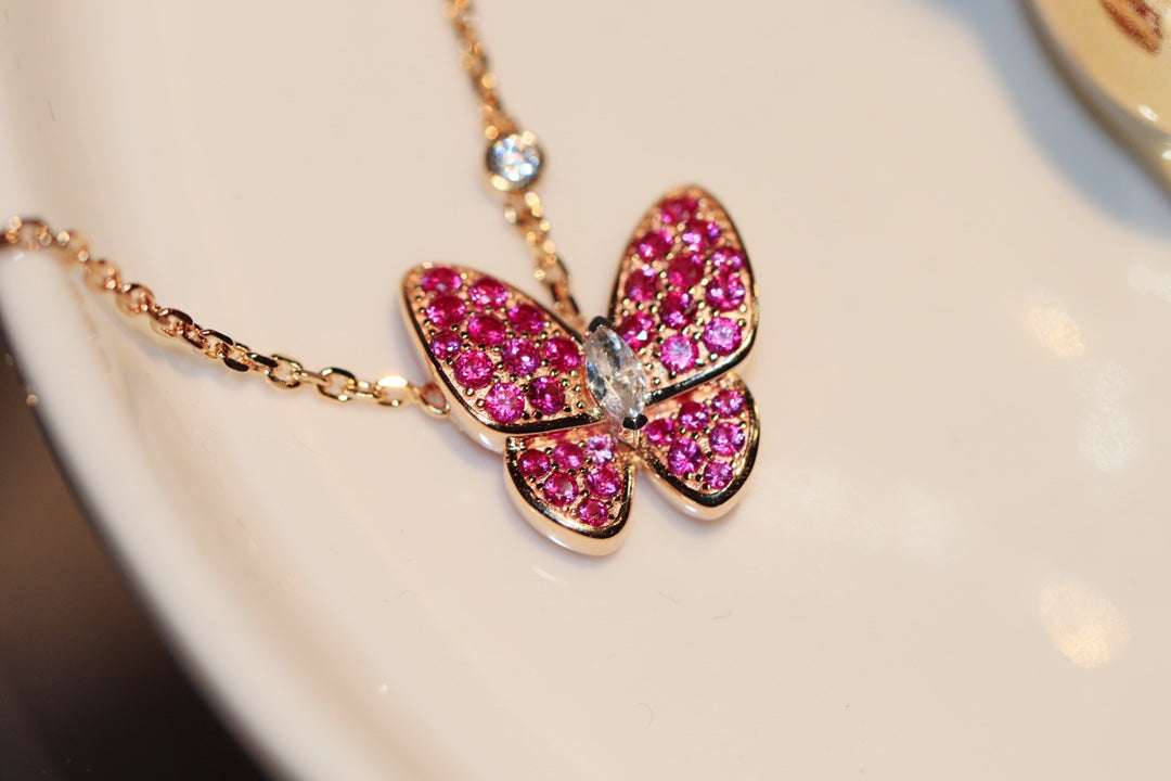 [Zalyn Jewelry ]BUTTERFLY RED DIAMOND ROSE GOLD NECKLACE