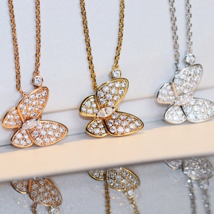 [Zalyn]BUTTERFLY DIAMOND CHARM NECKLACE