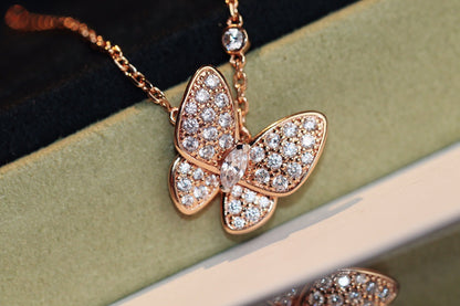 [Zalyn]BUTTERFLY DIAMOND CHARM NECKLACE