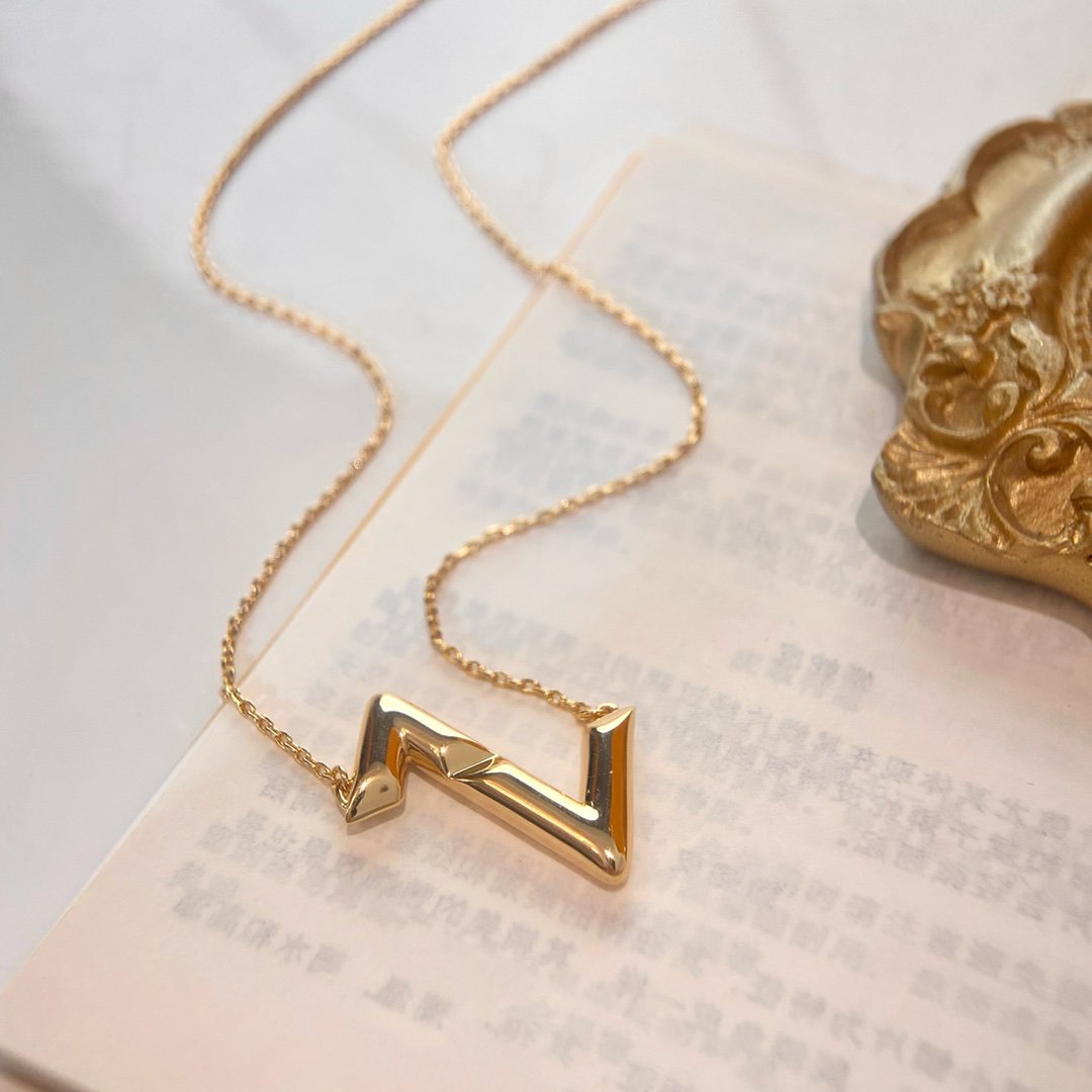 [Zalyn]VOLTE UPSIDE DOWN NECKLACE