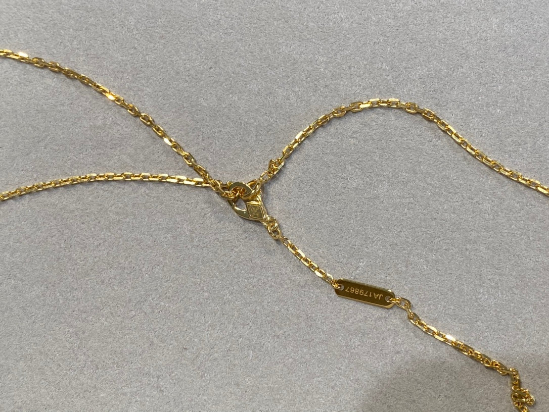 [Zalyn Jewelry ]CLOVER 25MM NECKLACE GOLD CARNELIAN