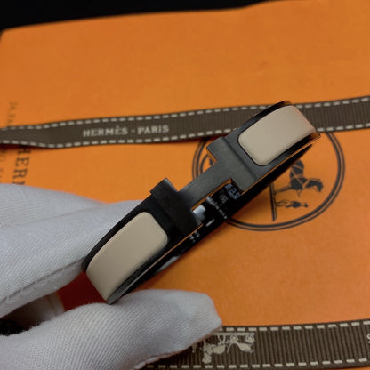 [Zalyn]H BRACELET 12MM BLACK BEIGE CERAMIC