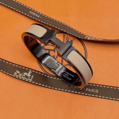 [Zalyn]H BRACELET 12MM BLACK BEIGE CERAMIC