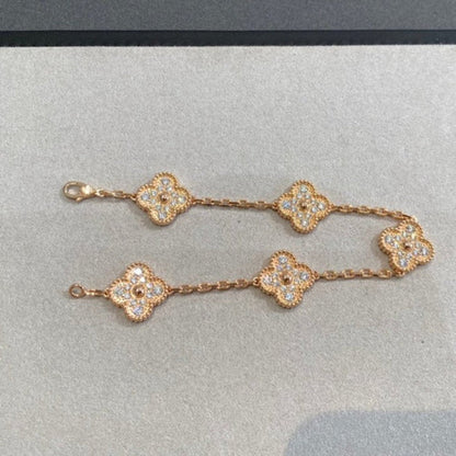 [Zalyn]LUCKY CLOVER 5-MOTIF BRACELET - FULL-DIAMOND