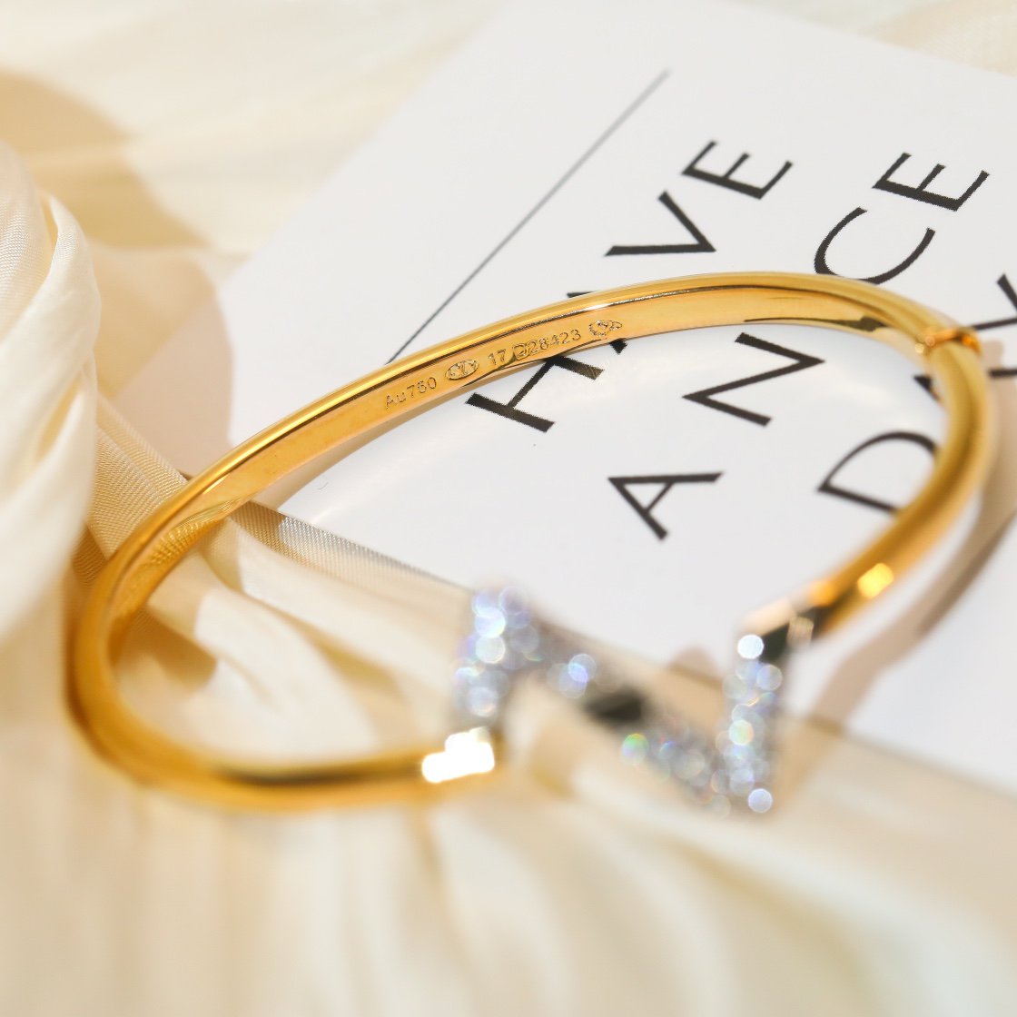 [Zalyn]VOLTE UPSITE DOWN GOLD DIAMOND BRACELET